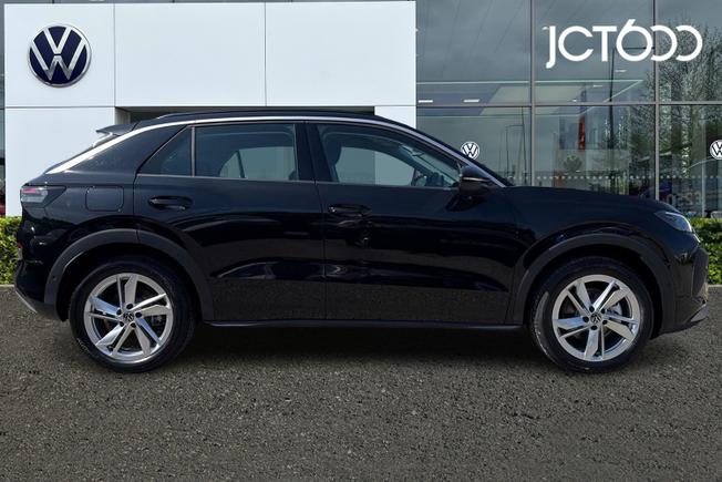 VOLKSWAGEN T-Roc Photo 4