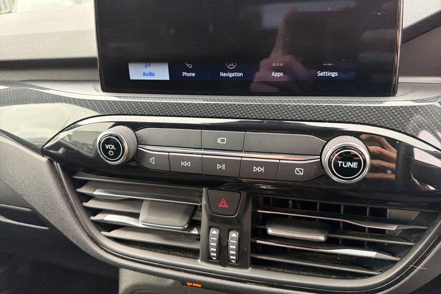 Ford Kuga Photo autoimg-c25e1429111eee11c6f545bda938b4f71c68147a.jpg