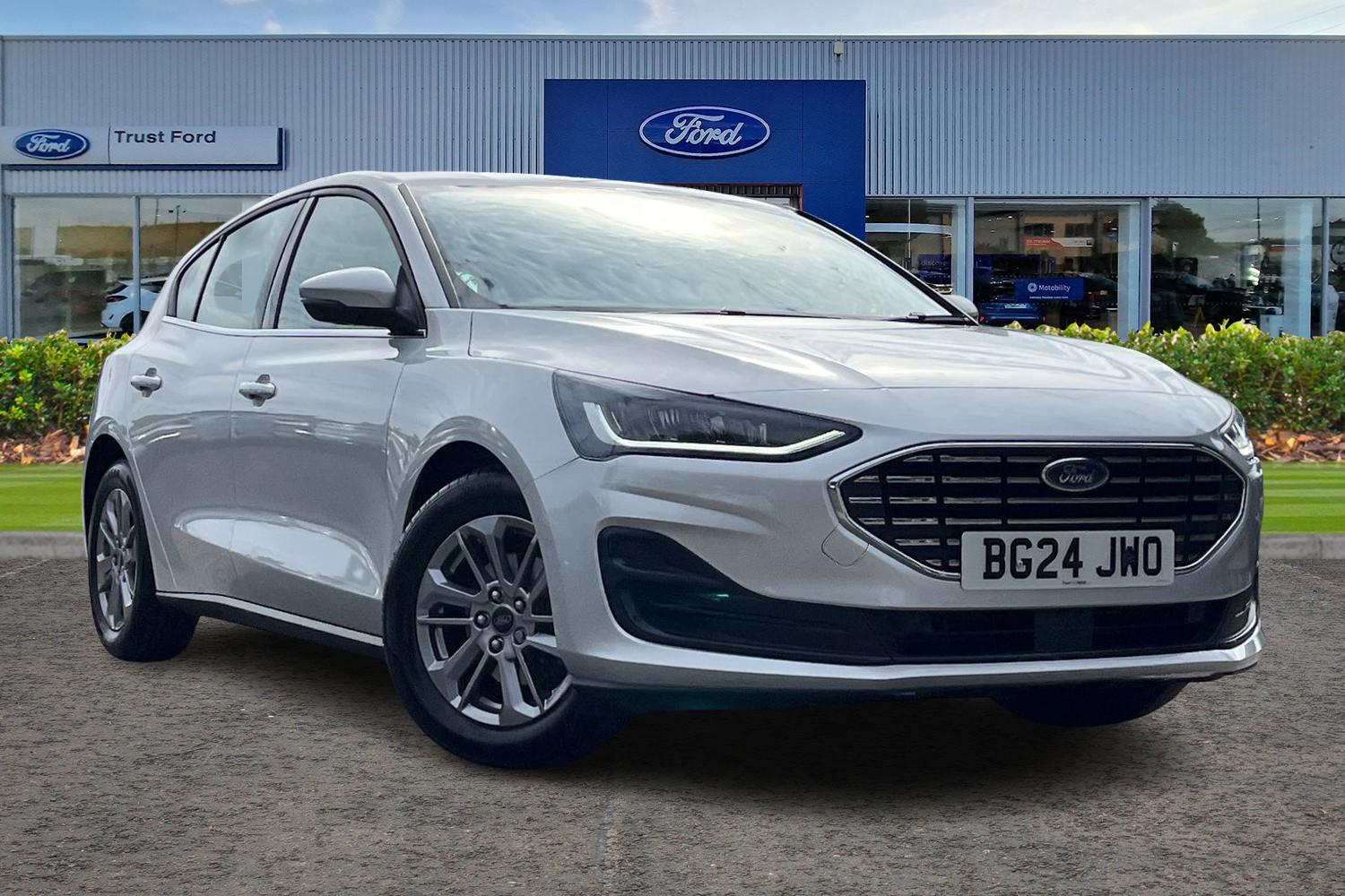 Ford FOCUS Photo 0
