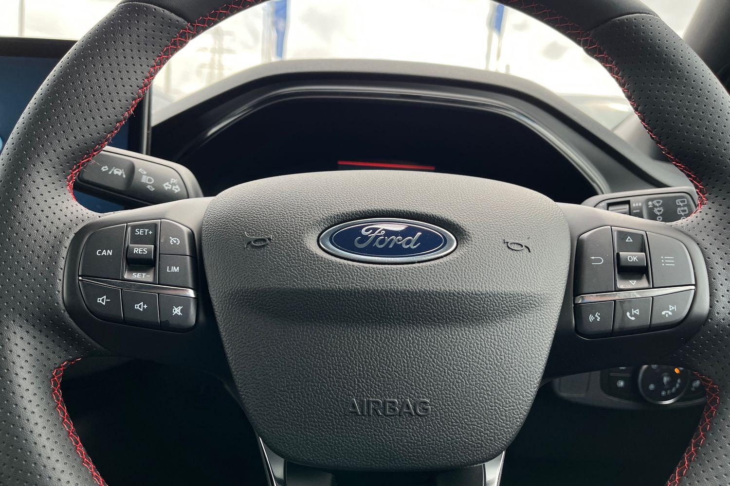 Ford FOCUS Photo 11