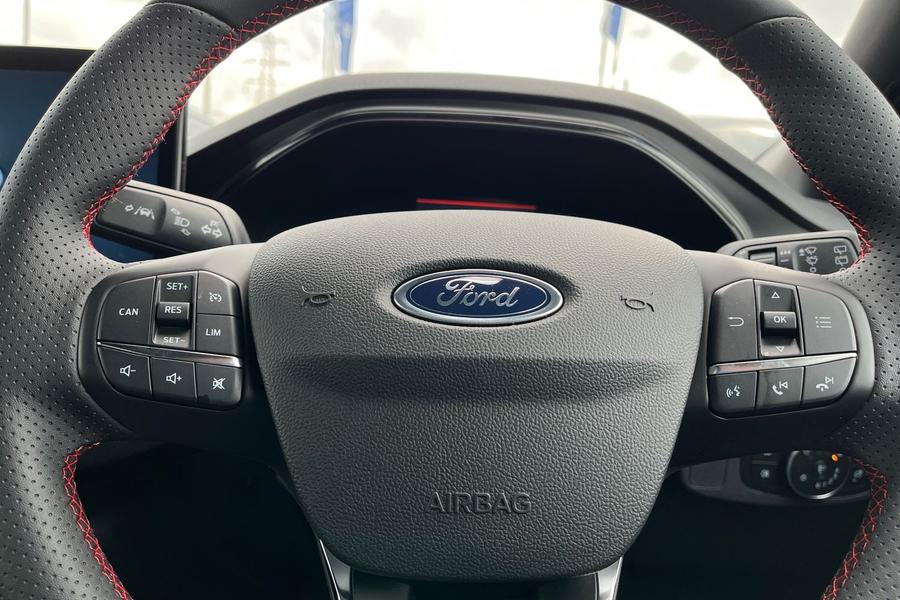 Ford FOCUS Photo autoimg-c26383979603e3b7e4c54fa14b55c4327a6e1682.jpg