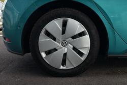 VOLKSWAGEN ID.3 Photo 5