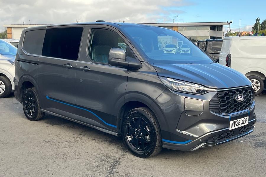 Ford TRANSIT CUSTOM Photo autoimg-c266b5f0cbf6711c3faf167035136e68046114bc.jpg