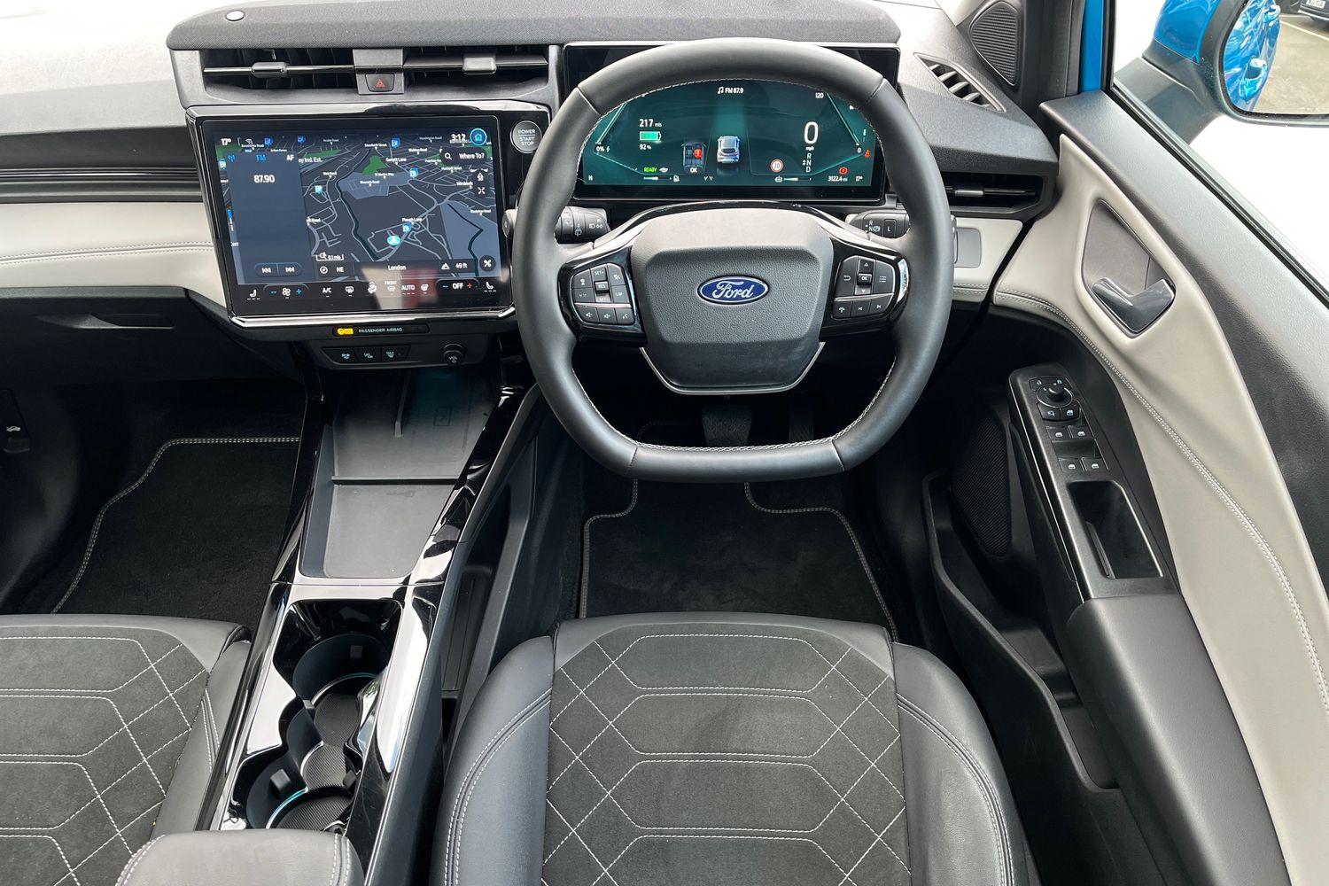 Ford PUMA Photo 10