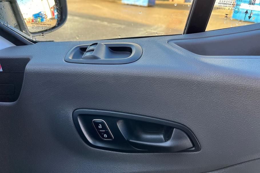 Used Ford TRANSIT 17