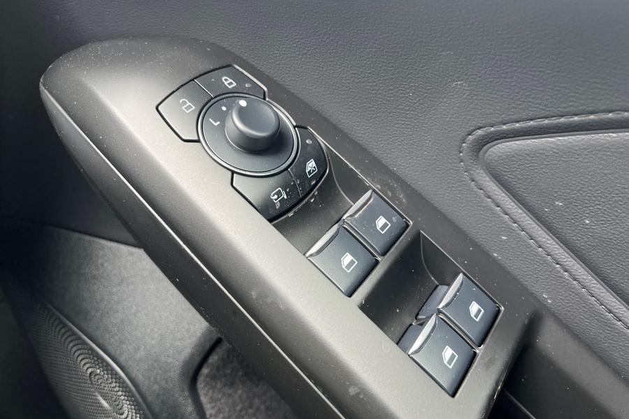 Ford FOCUS Photo autoimg-c26b2dca787177e7a5d9049b5af6fd64d5ce5189.jpg