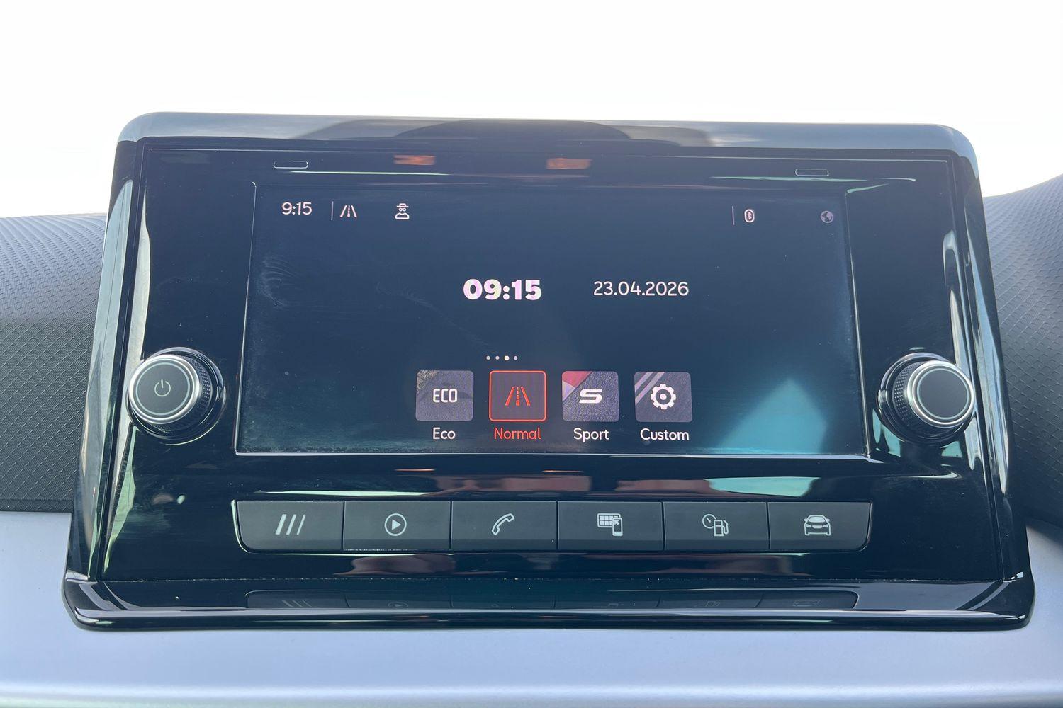 SEAT ARONA Photo 33