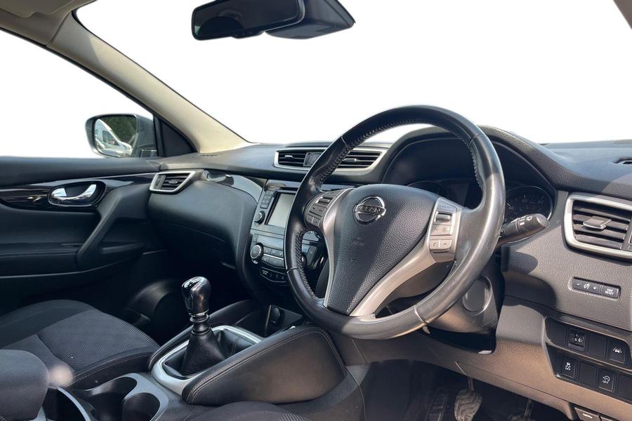 Nissan QASHQAI Photo autoimg-c26cd589eb3171deaa3ae197234f15cde04c1964.jpg