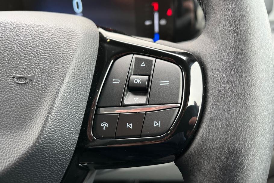 Used FORD TOURNEO CUSTOM SB75LSD 32