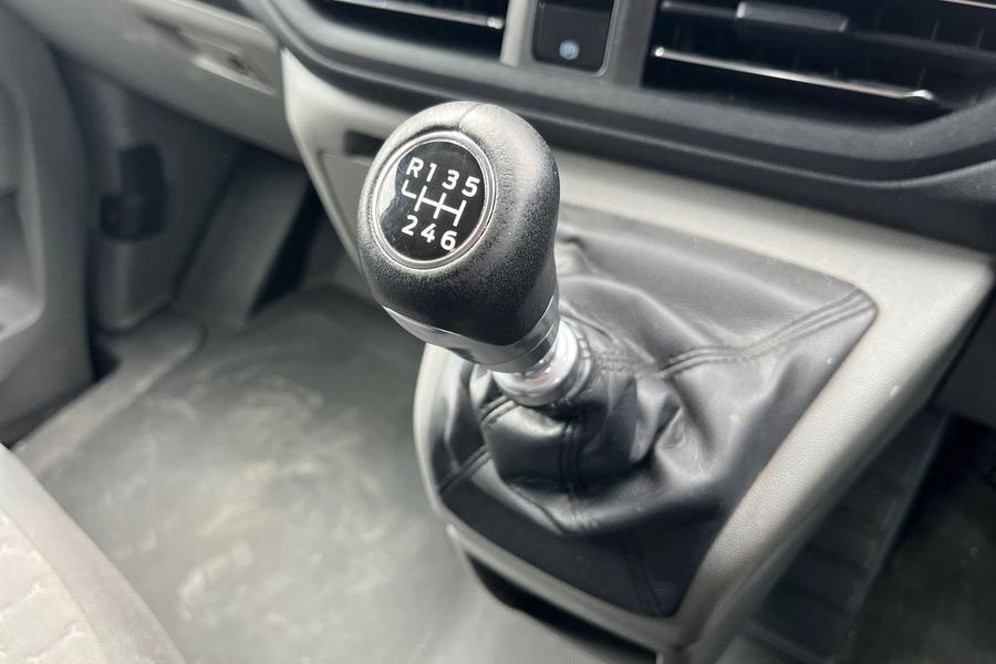 Ford TRANSIT CUSTOM Photo autoimg-c2732db93b6930dd5d3abdfefaba6231fb83f71d.jpg
