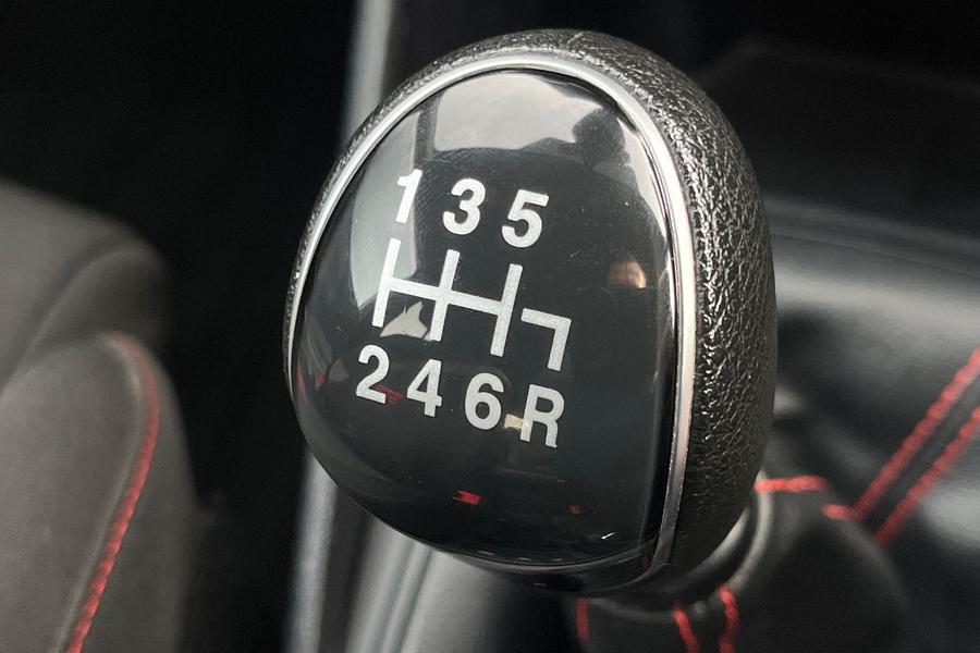 Ford FIESTA Photo autoimg-c2753babe4a56d8922a2f9469054e31b2ddbbe8a.jpg