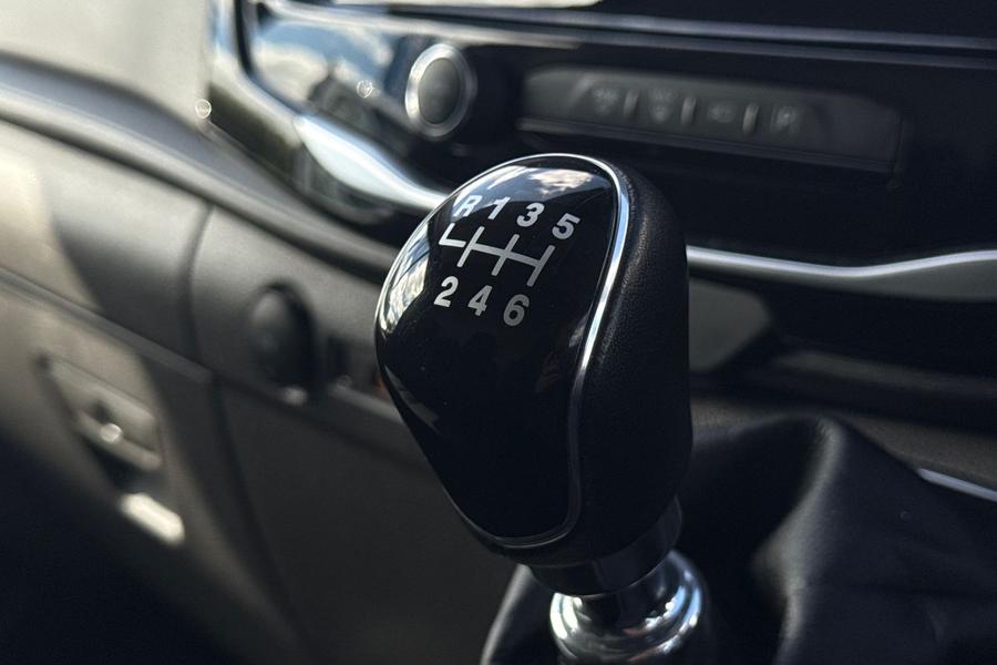 Ford TRANSIT Photo autoimg-c27728f97ae7423ffd24e999f022b03624730198.jpg