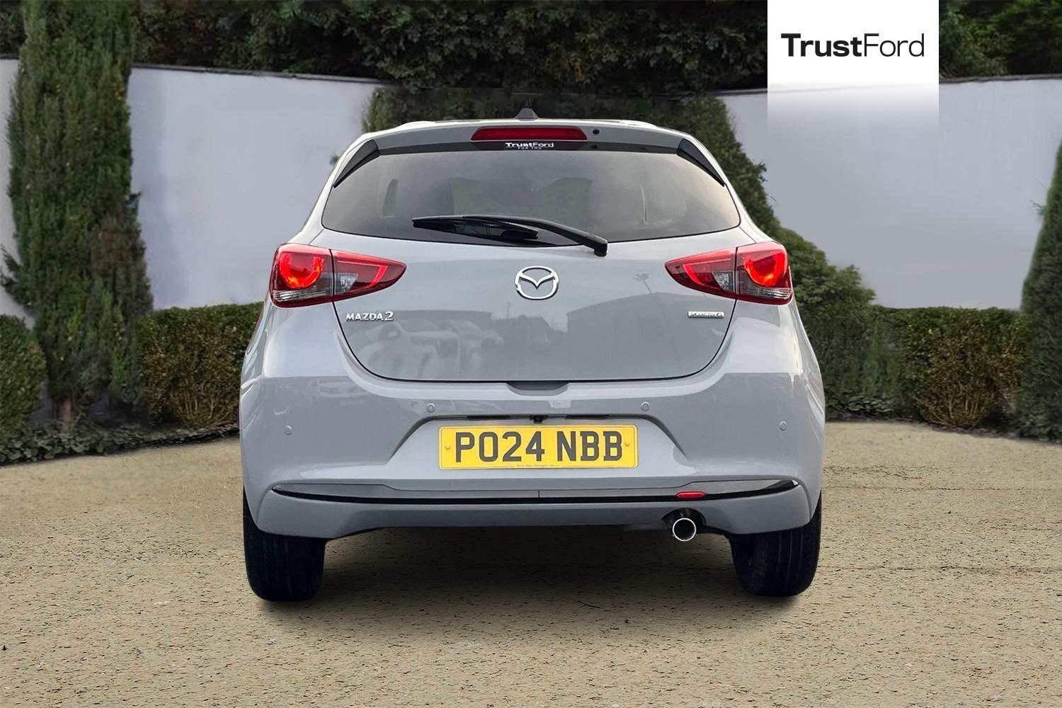 Mazda 2 Photo 6