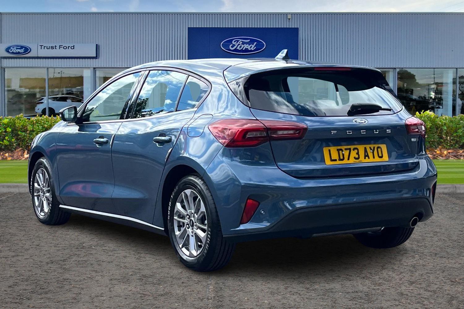 Ford FOCUS Photo 1
