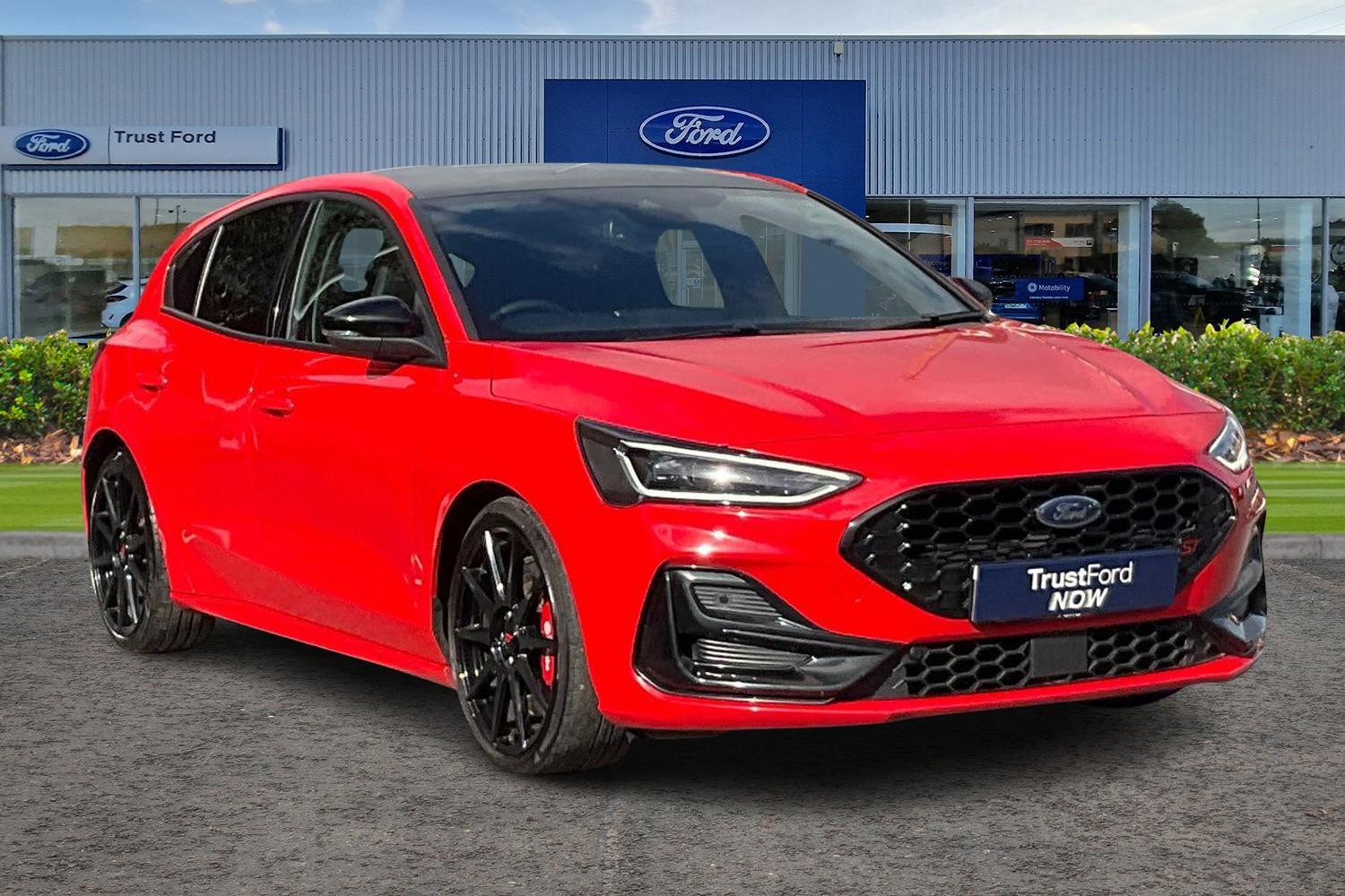 Ford Focus Photo 0