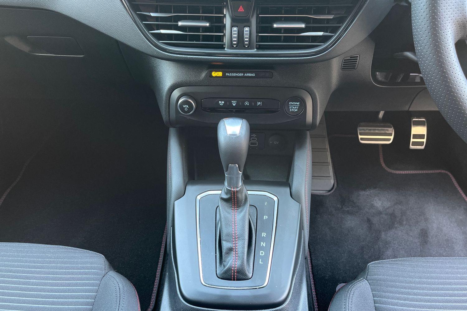 Ford Focus Photo 31