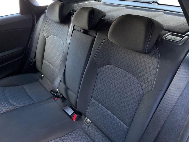 KIA Ceed Photo 9
