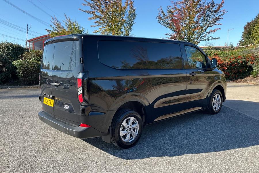 Ford Transit Custom Photo autoimg-c27cbc6559ec2efdedb8da2ba93d379f3b131c3a.jpg