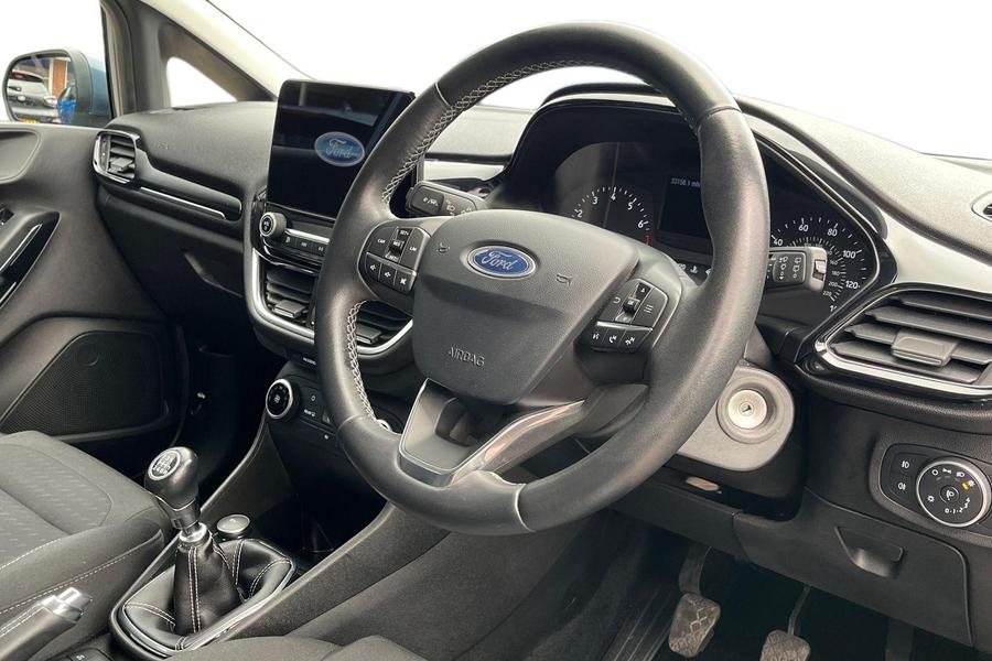 Ford FIESTA Photo autoimg-c27e8d7e56b3503468bc819429ba08ba65801455.jpg