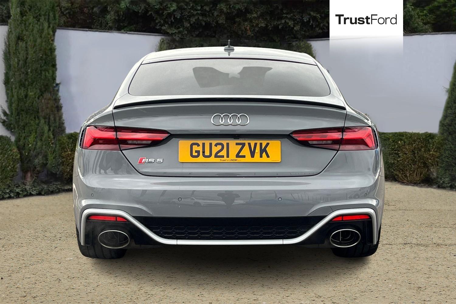 Audi RS5 Photo 6