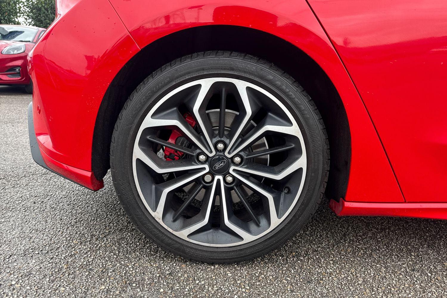Ford Focus Photo 7
