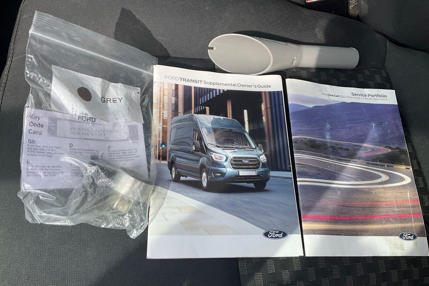 Ford TRANSIT Photo 21