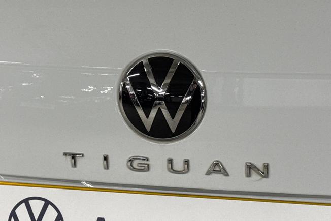 VOLKSWAGEN Tiguan Photo 36