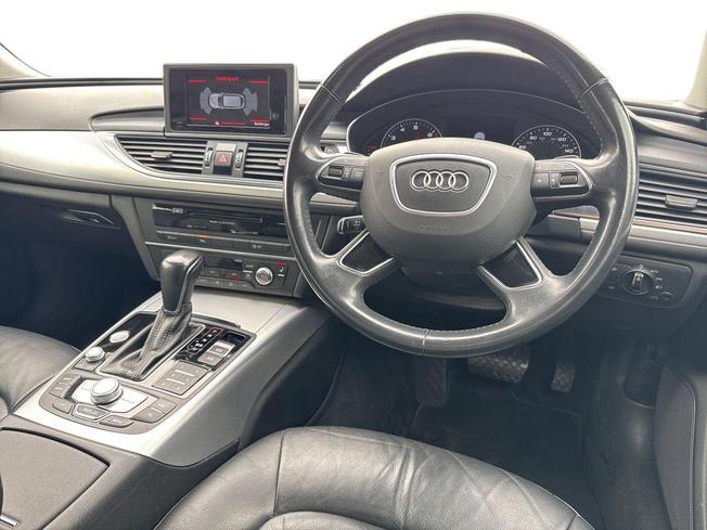 AUDI A6 Avant Photo 11