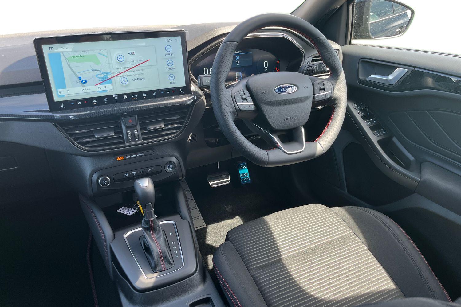 Ford FOCUS Photo 10