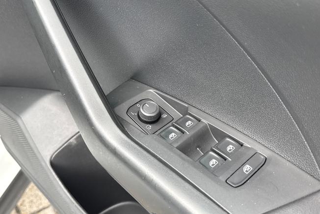VOLKSWAGEN T-Cross Photo 27