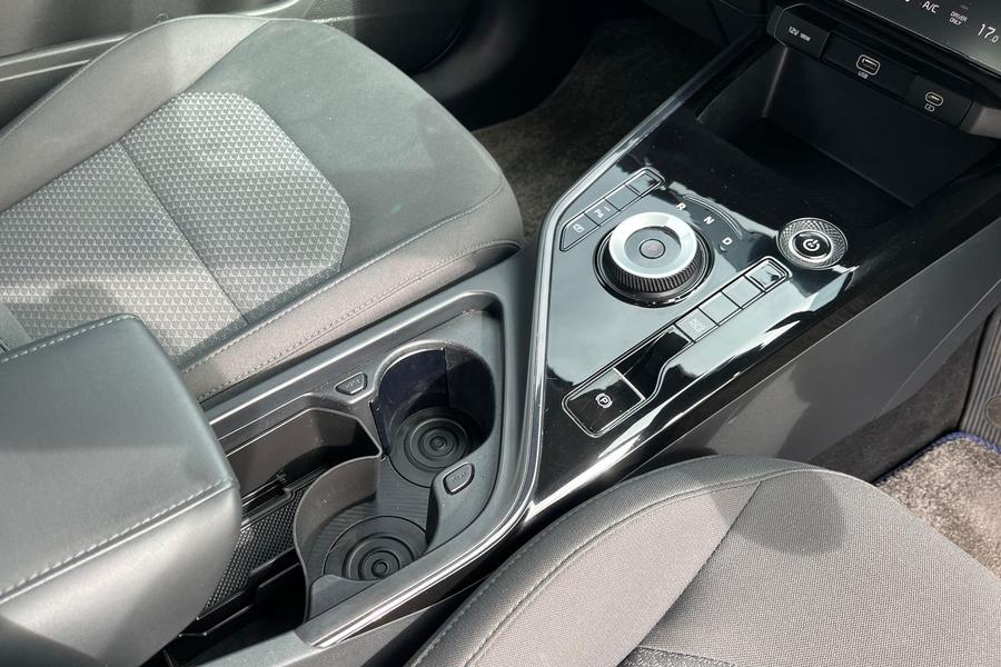 Kia NIRO Photo autoimg-c2931643336a5892c4afeedbfd0ef08ffb0588f7.jpg