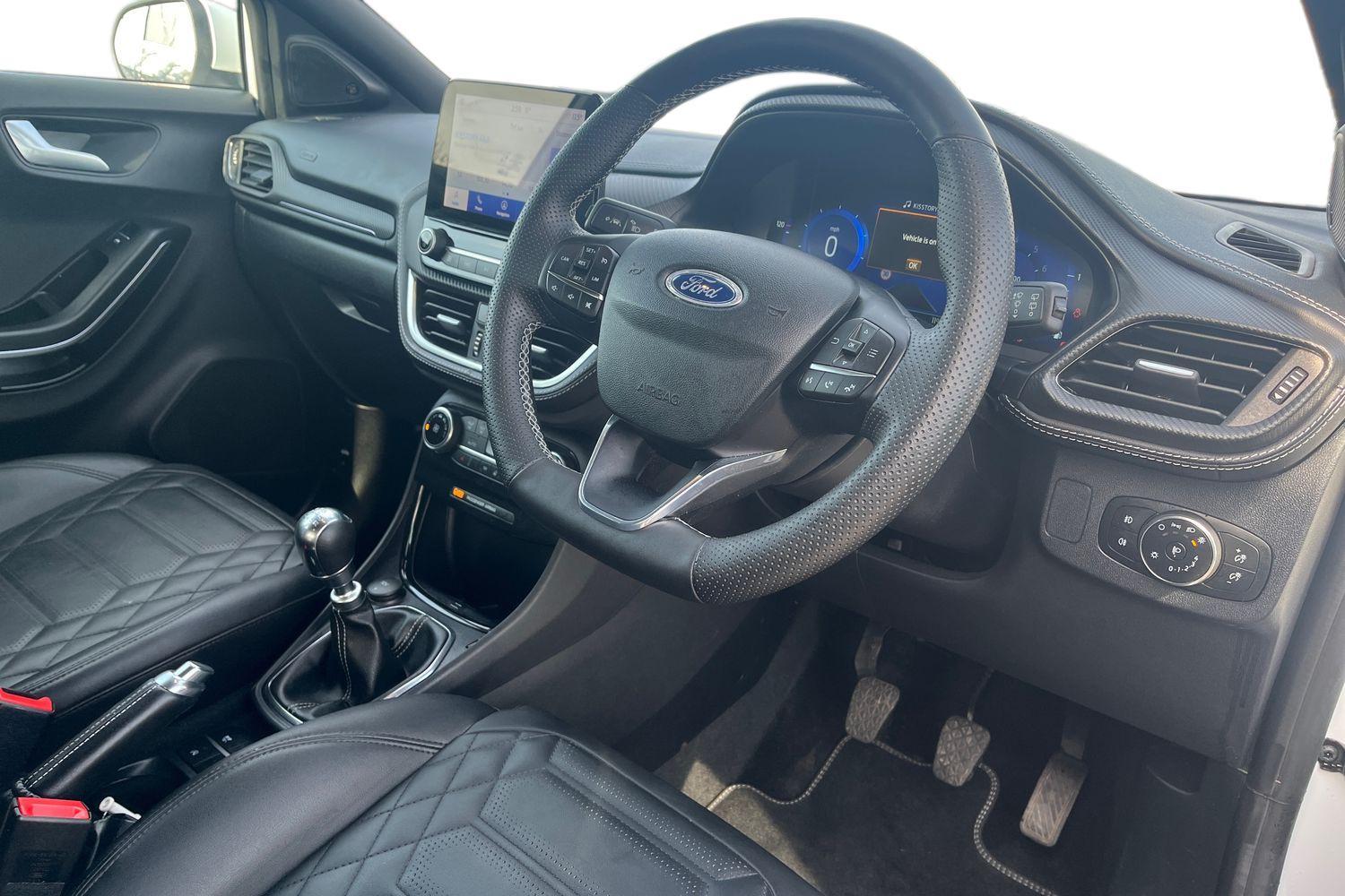 Ford PUMA Photo 8