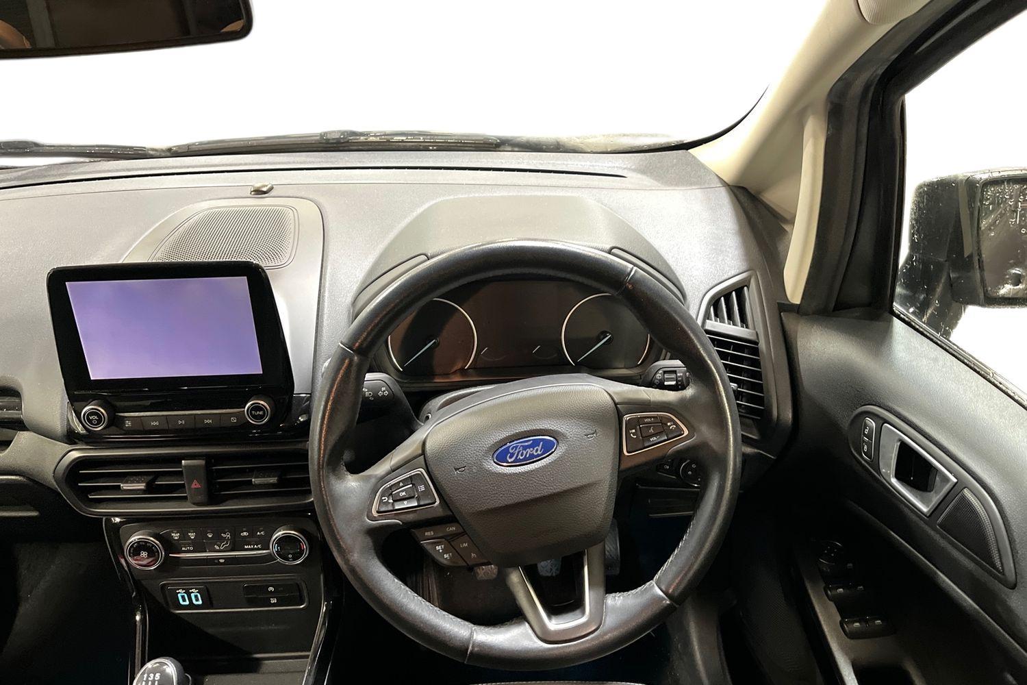 Ford ECOSPORT Photo 10