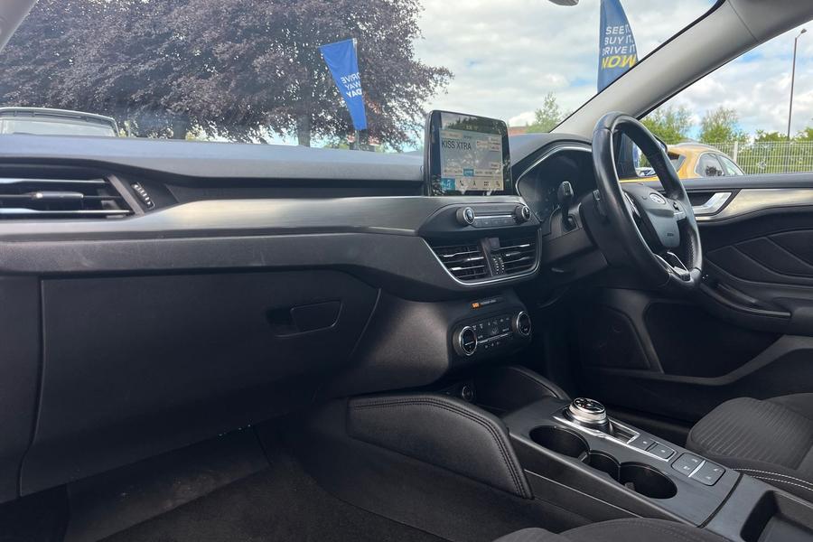 Ford Focus Photo autoimg-c2976c4453e200e9d7d508c7961fcb12d85b8648.jpg