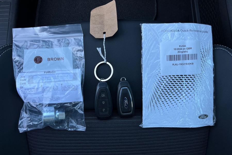 Ford KUGA Photo autoimg-c299e0aafe247dd7c98e95d9c884839a28a1df6d.jpg