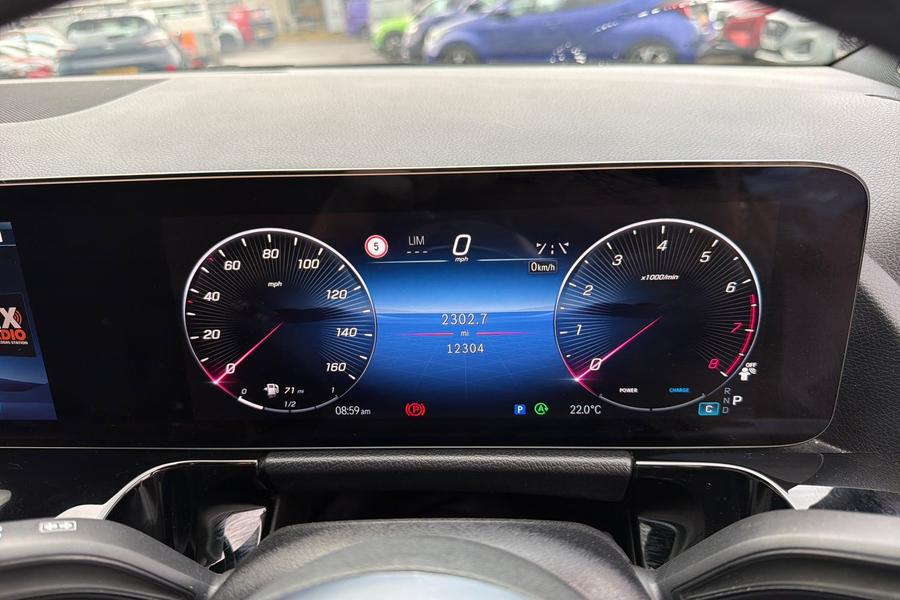 Mercedes-Benz GLA Photo autoimg-c29e2ae5cf715e88f99e0a00ad01c47f51fcc329.jpg
