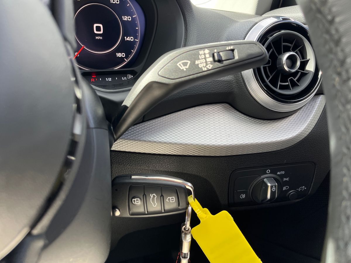 Audi Q2 Photo 39
