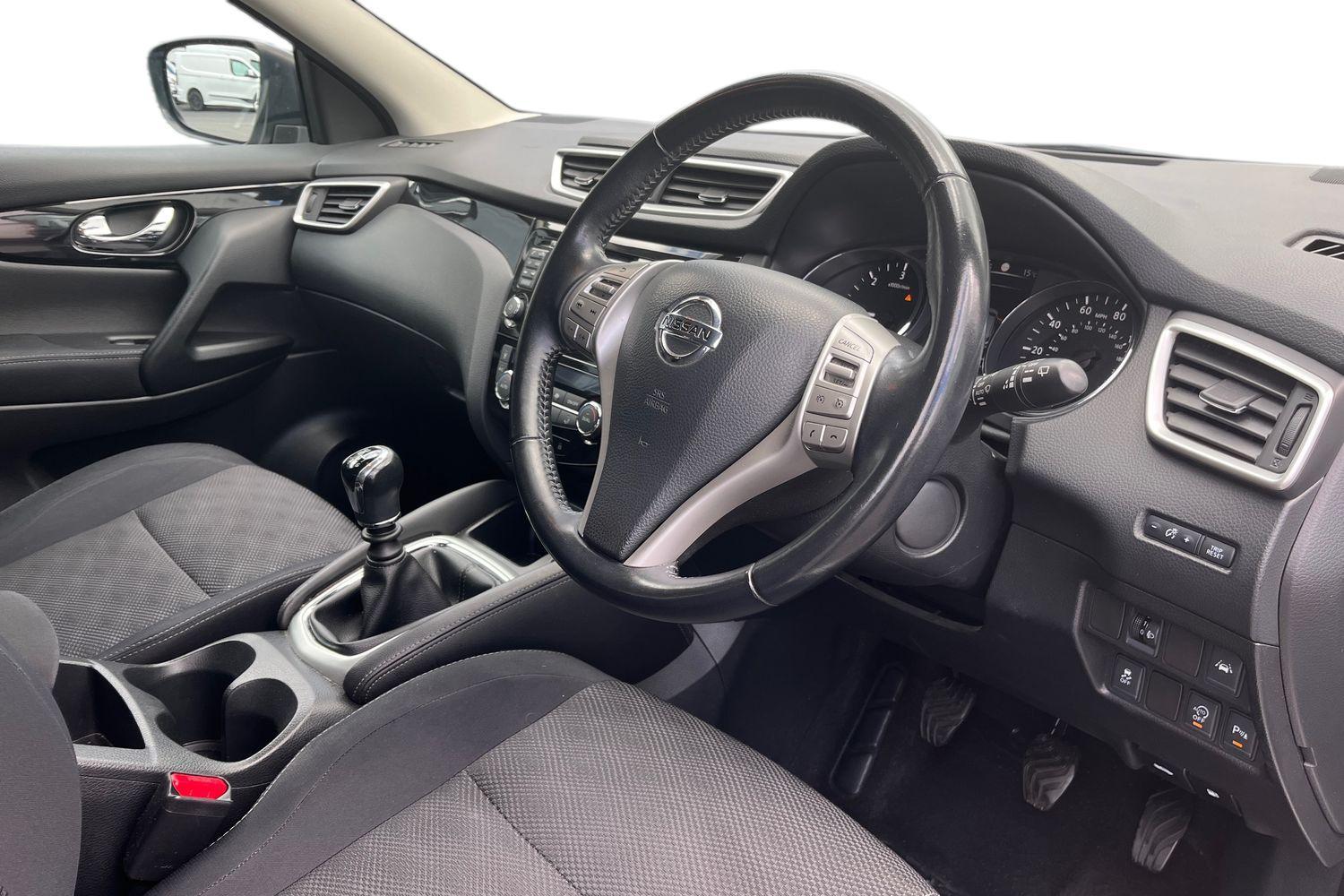 Nissan QASHQAI Photo 8