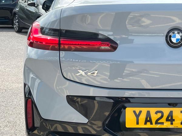 BMW X4 Photo autoimg-c2a67d07d2cd2dac604cb4d2c5744af6c477cc71.jpg