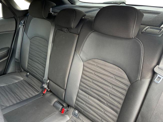 Kia Ceed Photo 9
