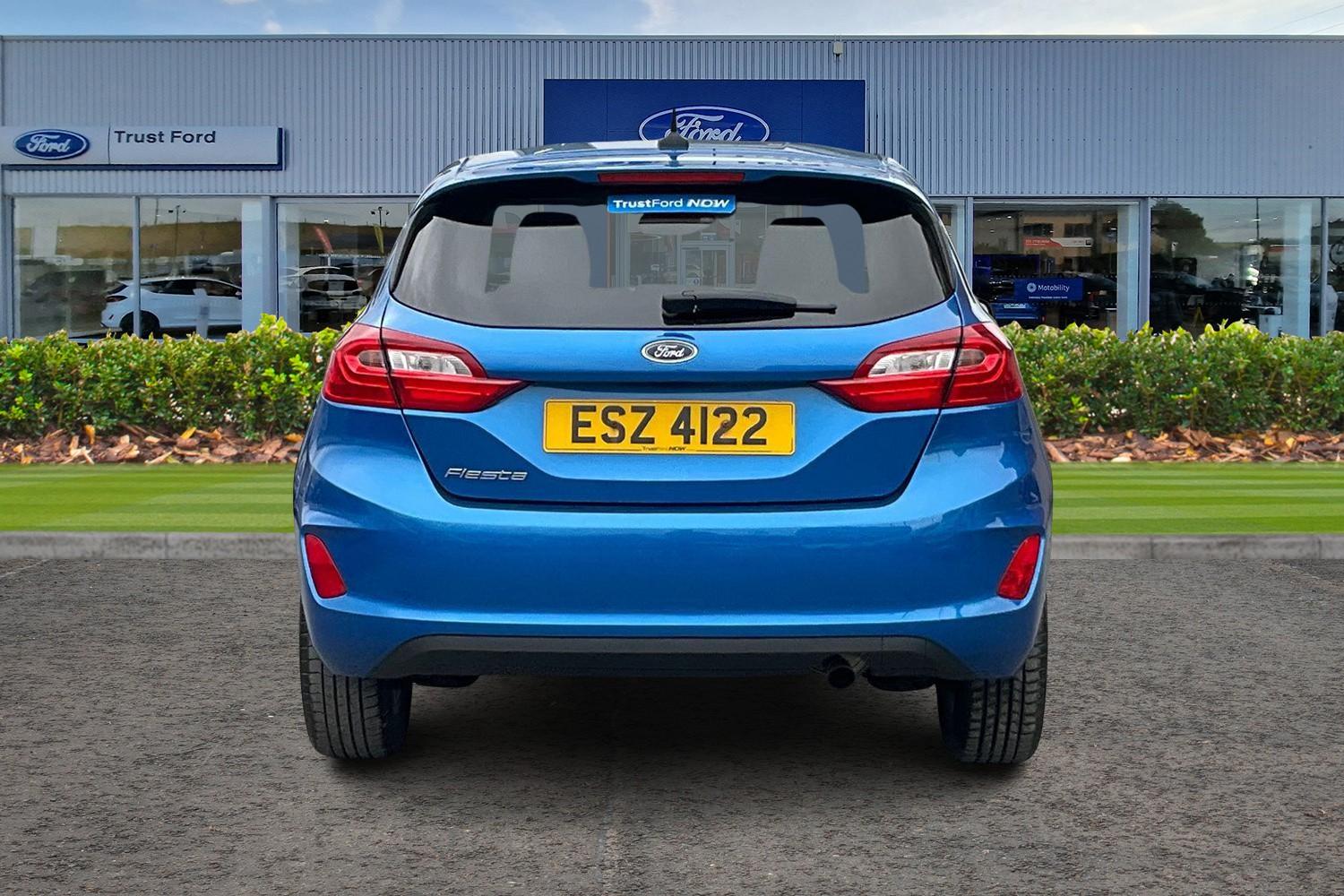Ford FIESTA Photo 6