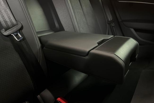 AUDI A6 Saloon Photo 31