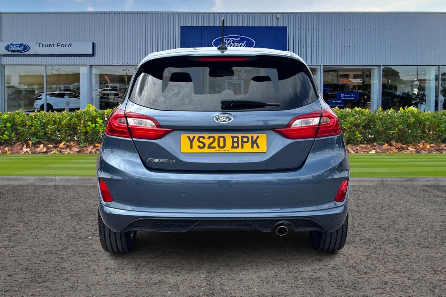 Ford Fiesta Photo 6
