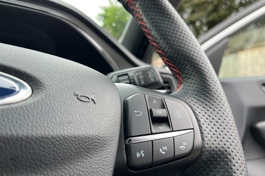 Ford FOCUS Photo autoimg-c2aa585228979649430388ac33edd0ad437480c3.jpg