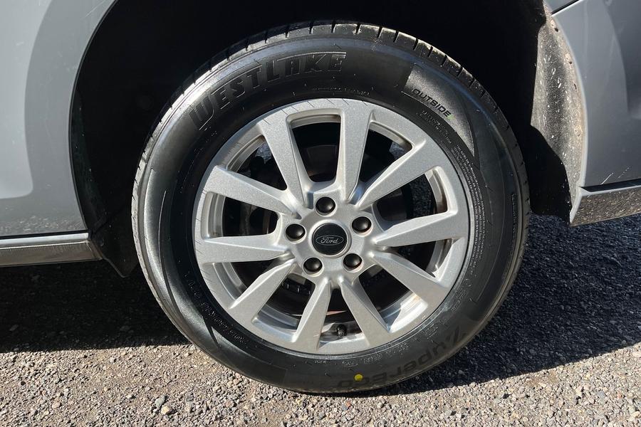 Ford TOURNEO CONNECT Photo autoimg-c2aabbf71c3230db63800528ffc20314eca74083.jpg