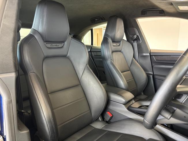 PORSCHE Macan Photo 14