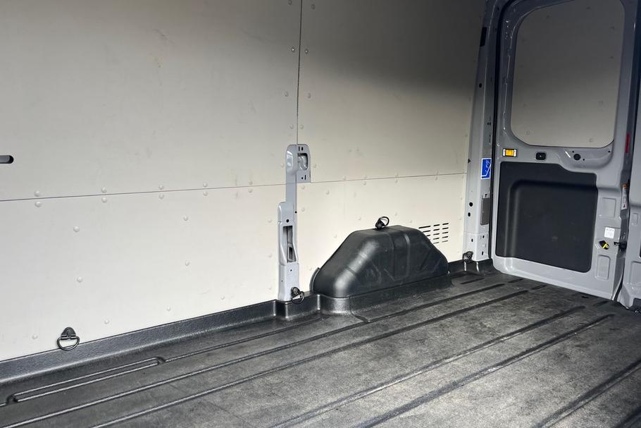 Used FORD TRANSIT WN75GXU 5