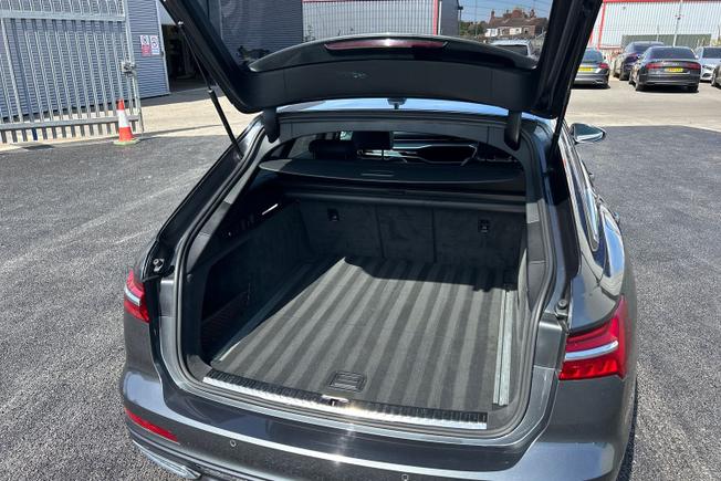 AUDI A6 Avant Photo 31