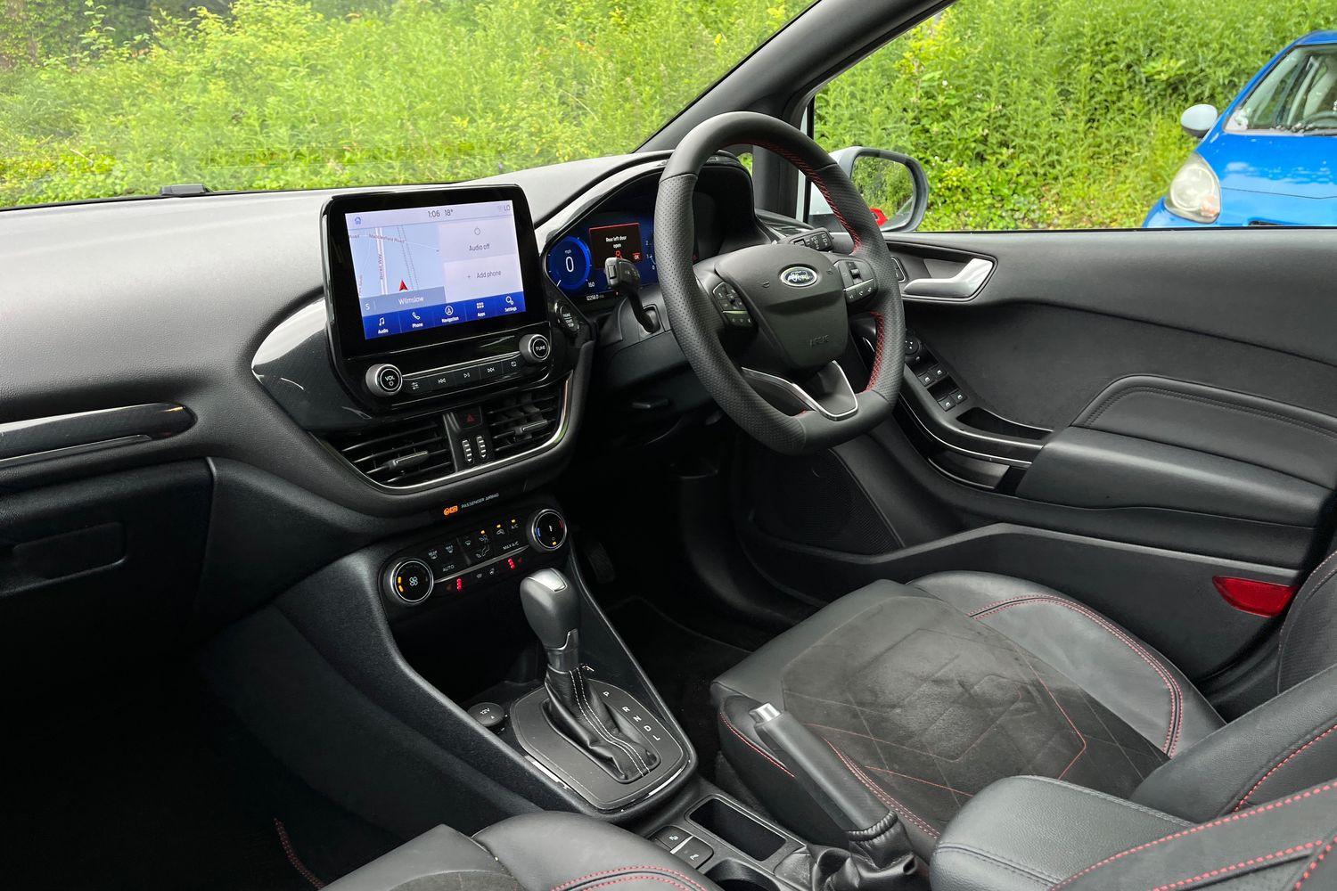 Ford Fiesta Photo 17