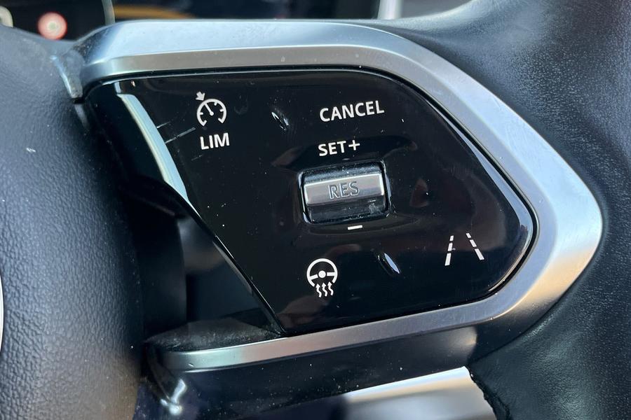 Jaguar I-PACE Photo autoimg-c2bd55ed6746d1fef2cefba506c7beeac0a97509.jpg